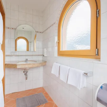 Hin&weg Apart-hotel 4*