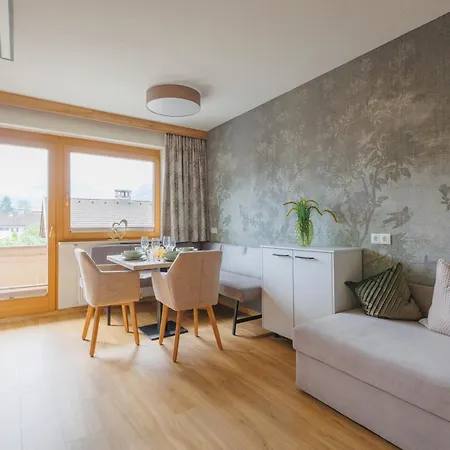 Hotel apartamentowy Hin&weg Ried im Zillertal