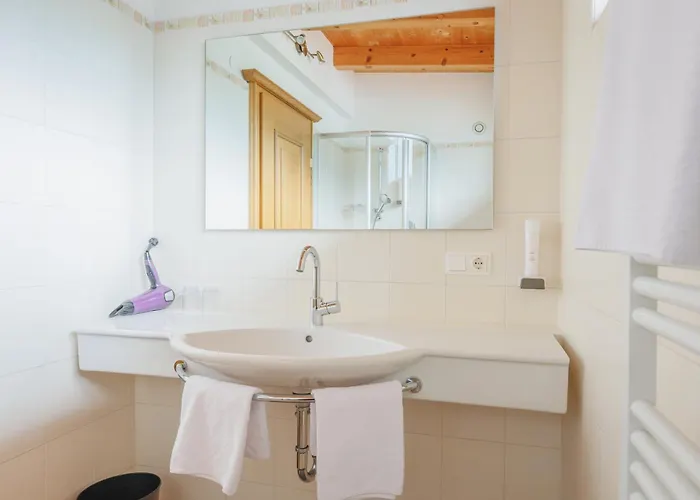 Jäger Aparthotel 4*